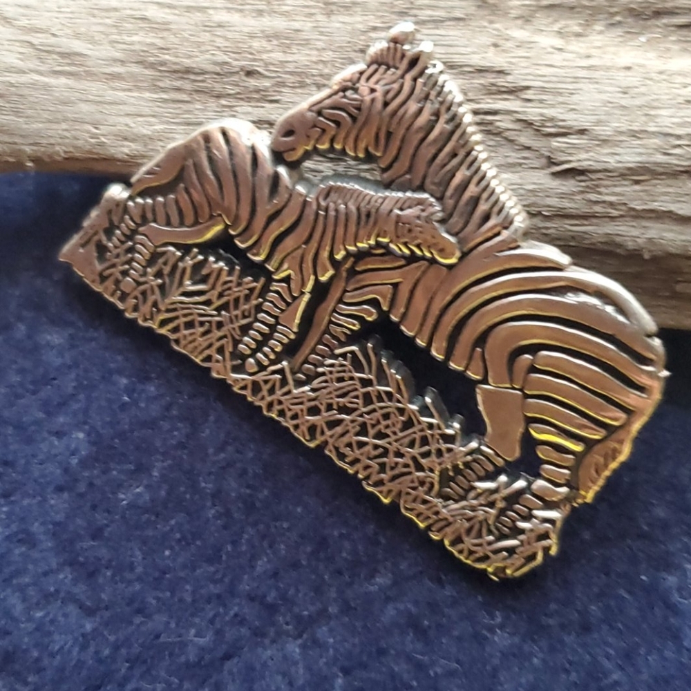 Taxco Mexico Sterling Mama and Baby Zebra Brooch - Picture 5 of 7